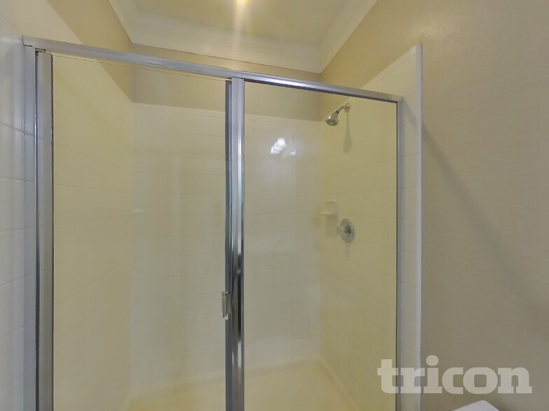 Building Photo - 10019 Placid Bay