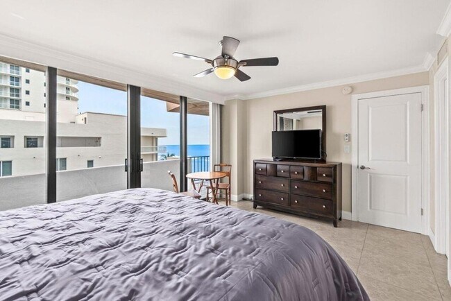 Building Photo - 4200 N Ocean Dr