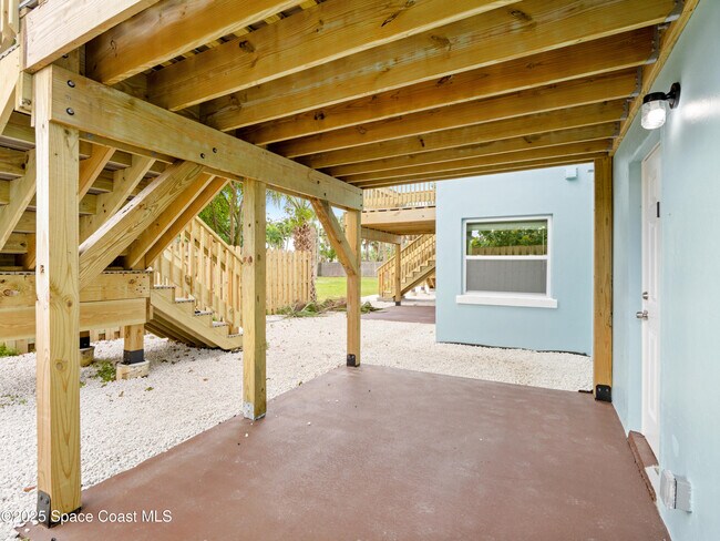 Building Photo - 101 Deland Ave