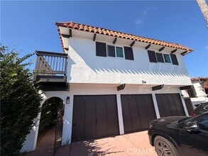 Building Photo - 214 Avenida Rosa