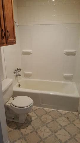 Building Photo - 41 Shady Brook Cir