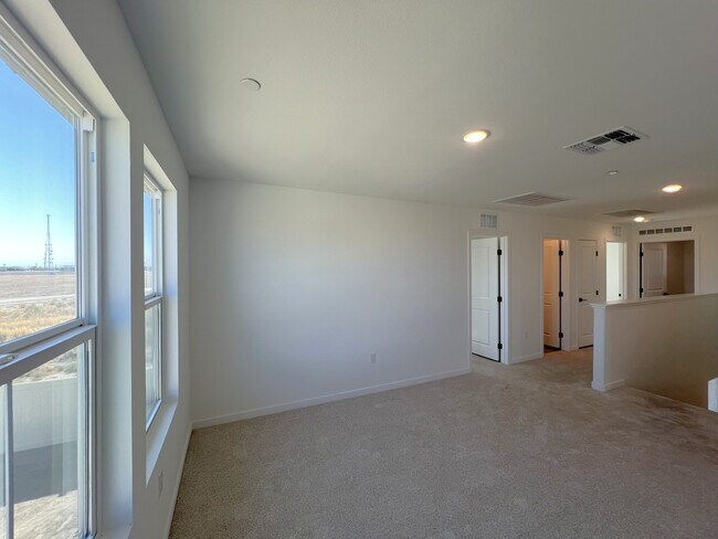 Building Photo - 6209 Caruso Ave