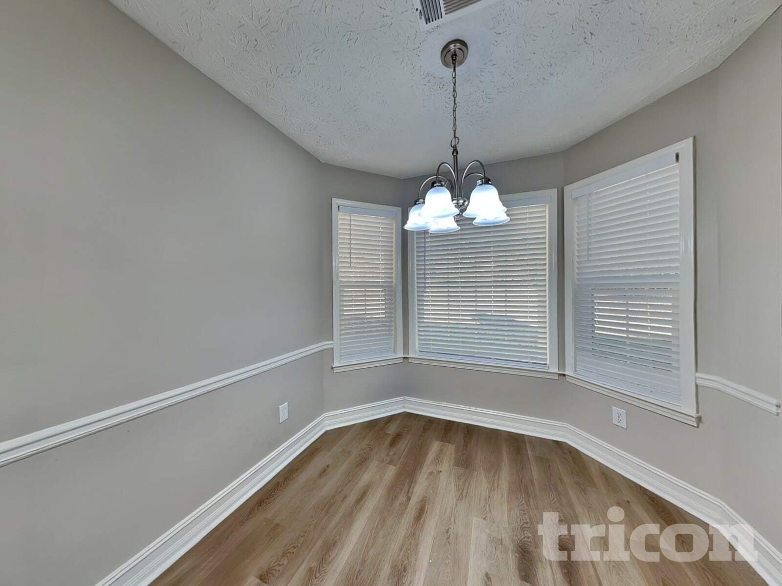 Building Photo - 30 Somerset Ct