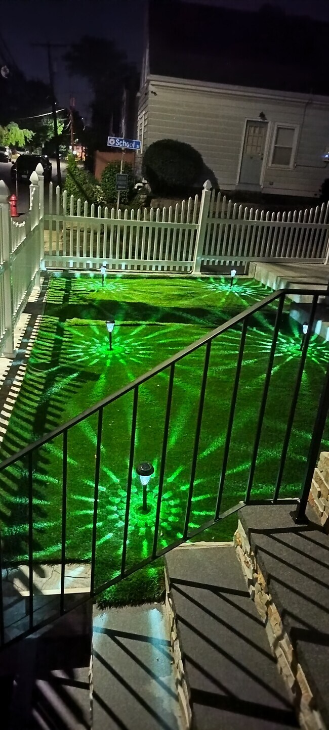 Building Photo - 47 Cottage St