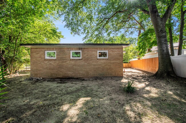 Building Photo - 760 Shelley Rd