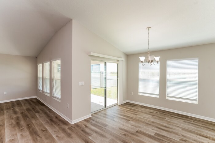 Building Photo - 5531 Arlington River Dr.