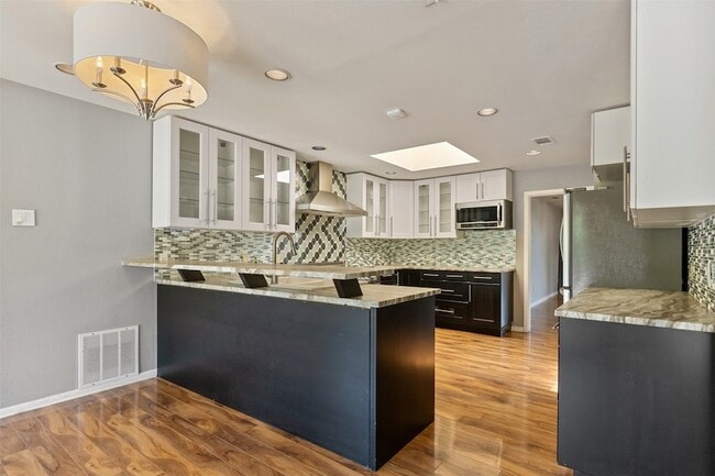 Building Photo - 6530 Copper Creek Dr