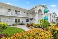 Building Photo - Sapphire lakes - 2 bedroom fully furnished condo