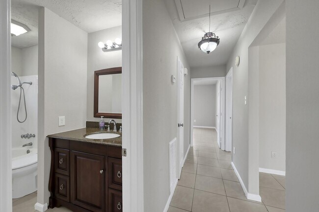 Building Photo - 4310 Enchantedgate Dr