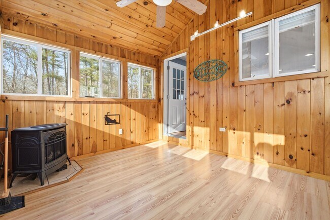 Building Photo - 44 Mcquade Brook Rd