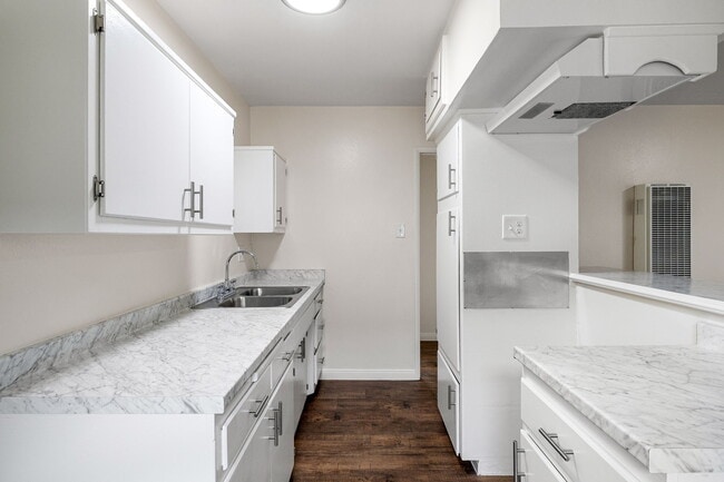 Building Photo - Woodruff Apartments