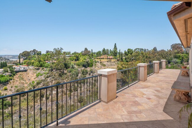 Building Photo - Custom Single Story in coveted Alvarado Es...
