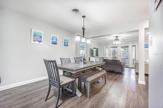 Building Photo - 863 Bay Breeze Terrace