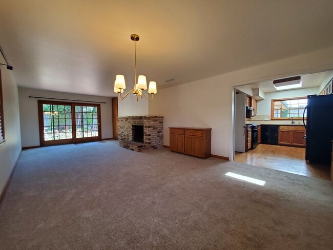 Building Photo - Stylish Single-Level in Marinwood | Great ...