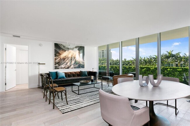 Building Photo - 360 Ocean Dr