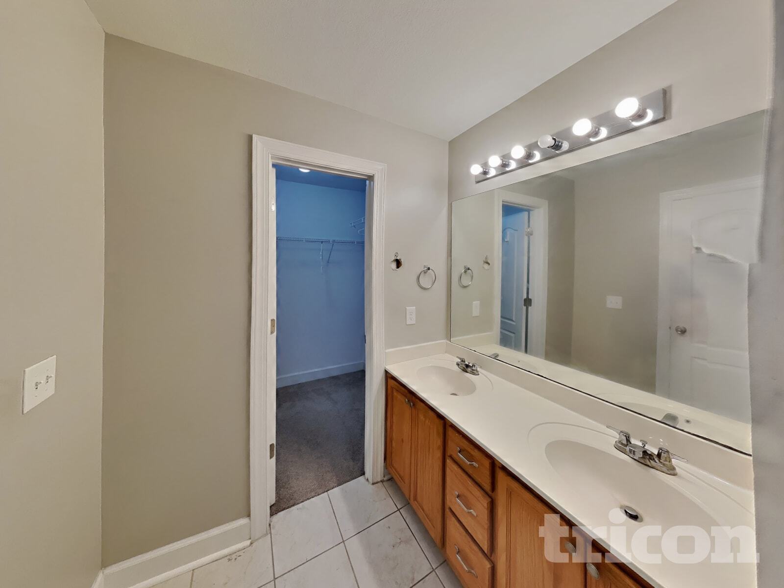 Building Photo - 947 Lavergne Ln