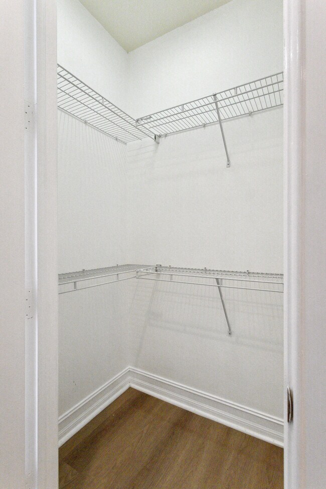 Building Photo - 12 SE 1st Ave