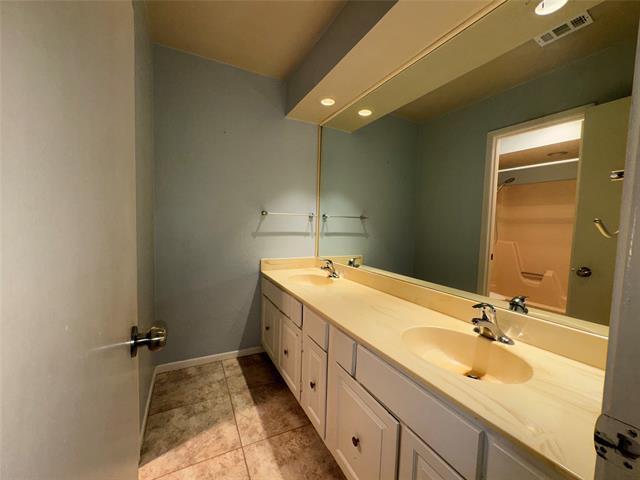 Building Photo - 9106 Emberglow Ln