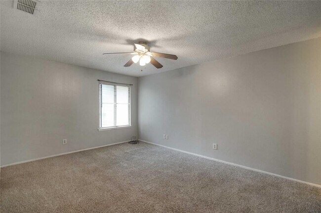Building Photo - 8517 Fathom Cir