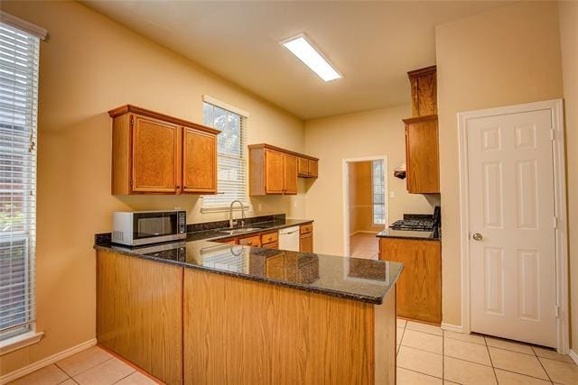 Building Photo - 535 Raintree Cir