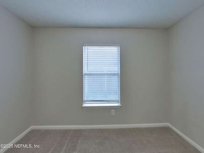 Building Photo - 4303 Hanging Moss Dr