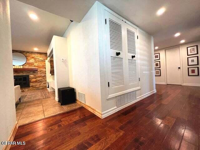 Building Photo - 9005 Shaver Dr