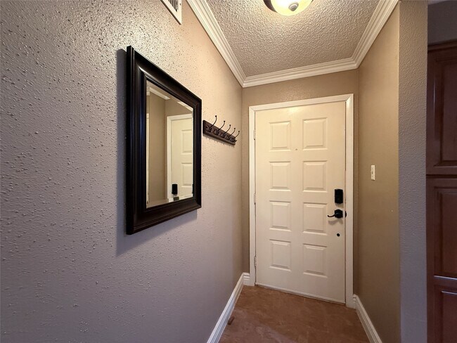 Primary Photo - 10555 Turtlewood Ct