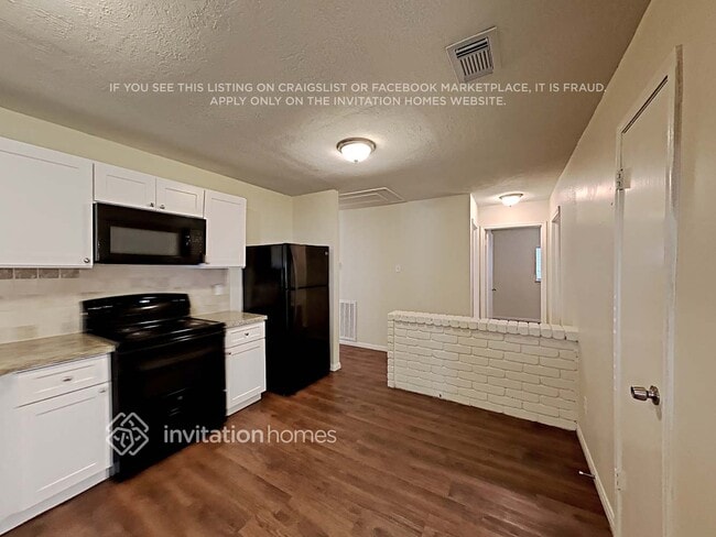 Building Photo - 2114 Tall Ships Ln