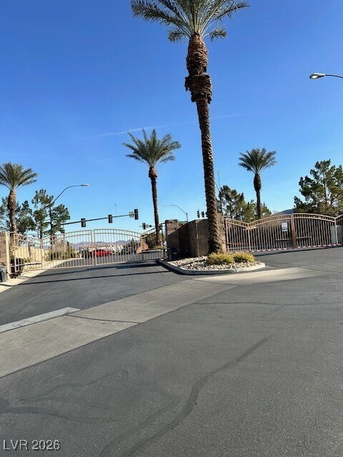 Building Photo - 1620 Coal Valley Dr