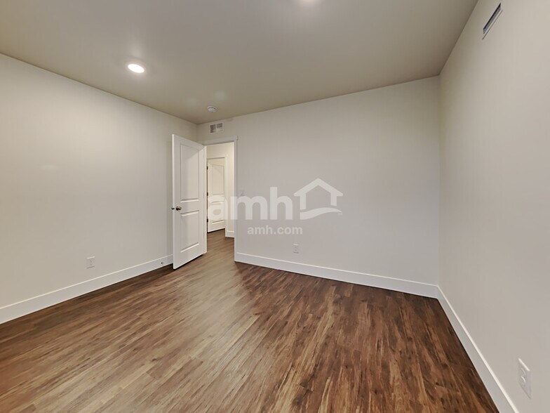 Building Photo - 20012 43rd Ave E