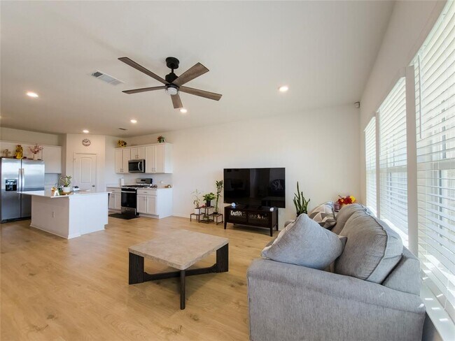 Building Photo - 2333 March Hare Trce