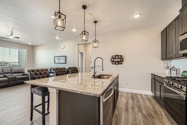 Building Photo - 16860 Askins Lp