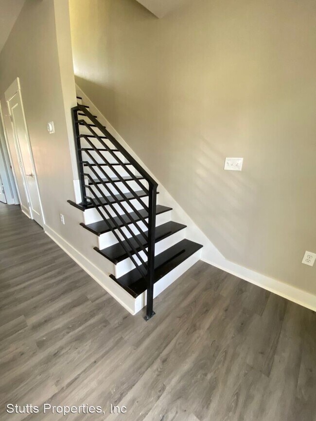 Building Photo - 3 br, 3.5 bath House - 213 Virginia Avenue