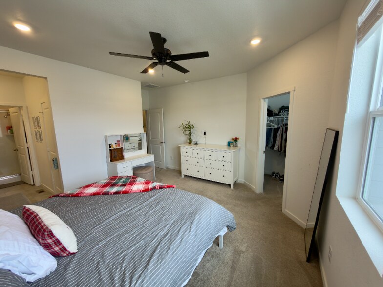 Building Photo - 14583 W 91st Dr