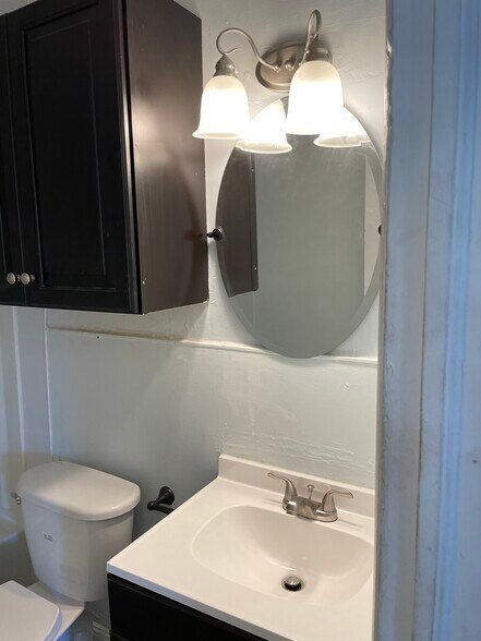 Building Photo - 836 Rodey Ave