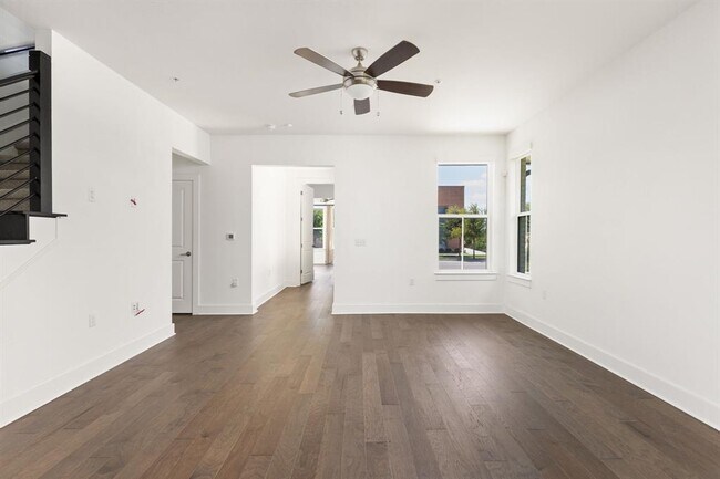 Building Photo - 4412 Tilley St