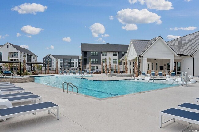 Building Photo - 331 Pickwick Dr