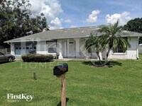 Building Photo - 2924 Woodcrest Ln