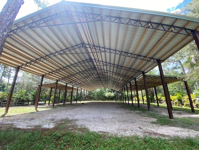 Building Photo - 2141 B Rd