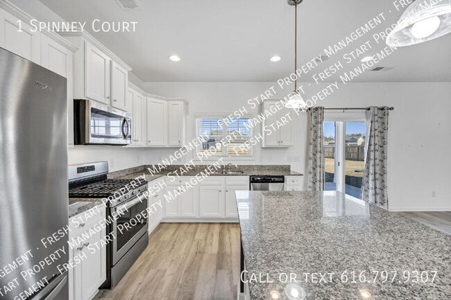 Building Photo - 1 Spinney Ct