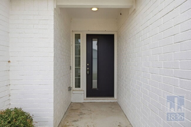 Building Photo - 9604 Eloquence Dr