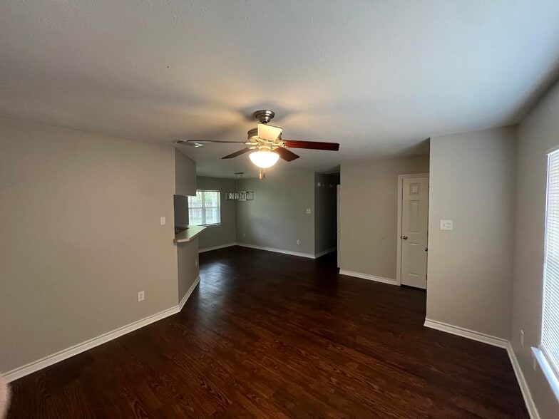 Building Photo - 112 Highland Dr