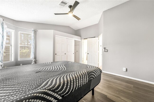 Building Photo - 130 Weatherstone Dr