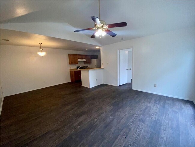 Building Photo - 12314 Alderbrook Dr