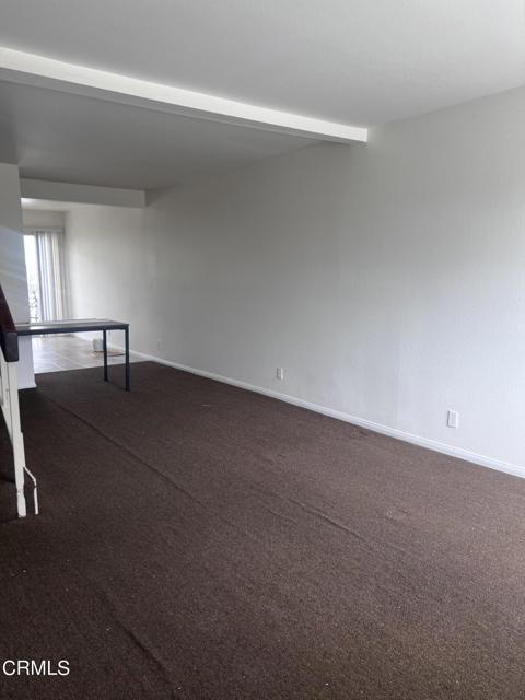 Building Photo - 233 S Ventura Rd