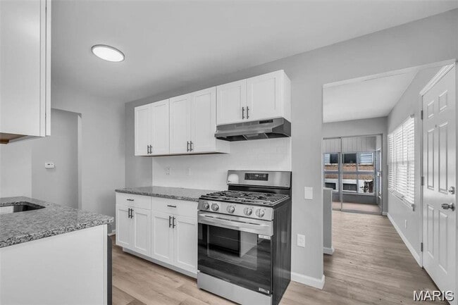 Building Photo - Beautifully remodeled ranch home
