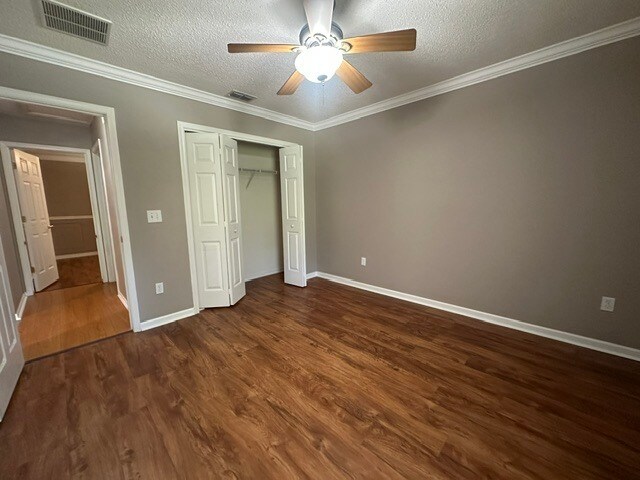 Building Photo - Spacious 4 Bedroom Home With Upstairs Private Suite And 2 Car Garage