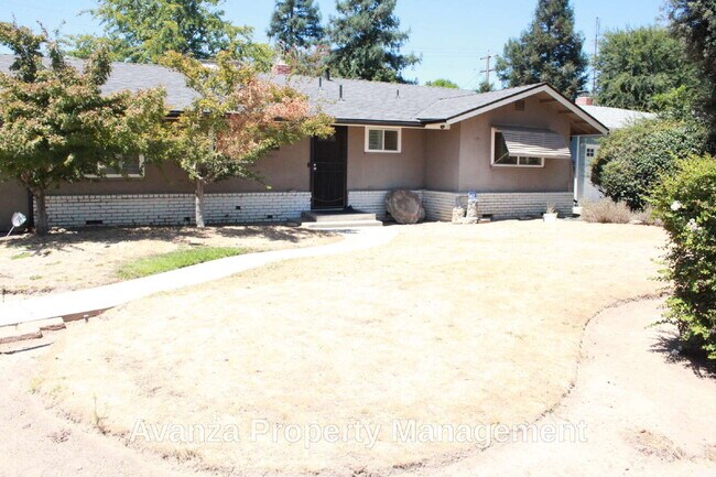 Building Photo - Home for Rent  3 Bed/1 Bath - 1,847 Sq Ft.  $2,295/month  Hoover High Region