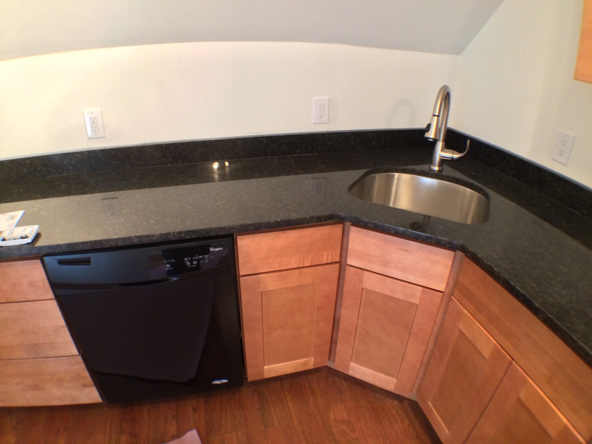 Kitchen - 5647 Hampton St