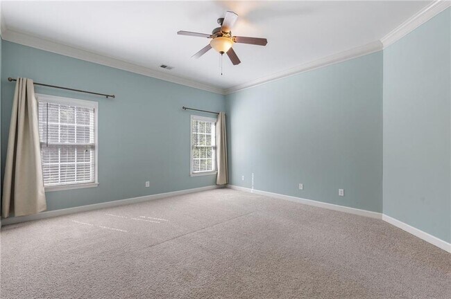 Building Photo - 1005 Regal Hills Ln